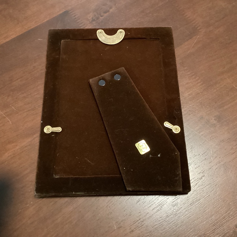 Solid Brass 5 X 7 photo frame - Picture 3 of 3